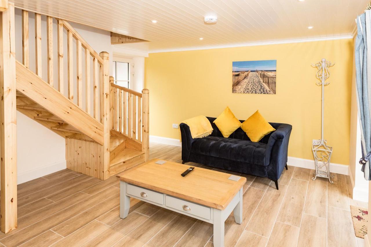 Ardnavaha House - Poolside Cottages Clonakilty Esterno foto