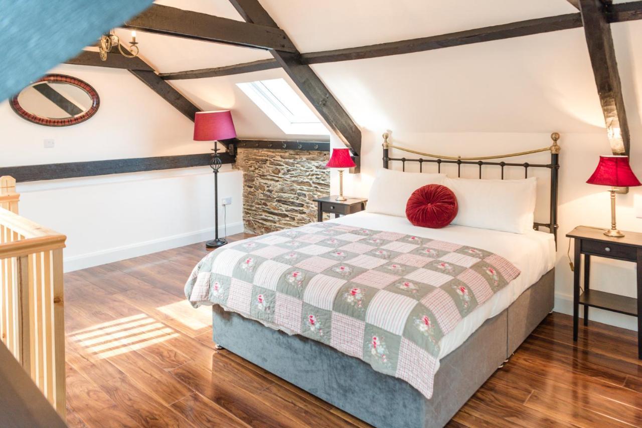 Ardnavaha House - Poolside Cottages Clonakilty Esterno foto