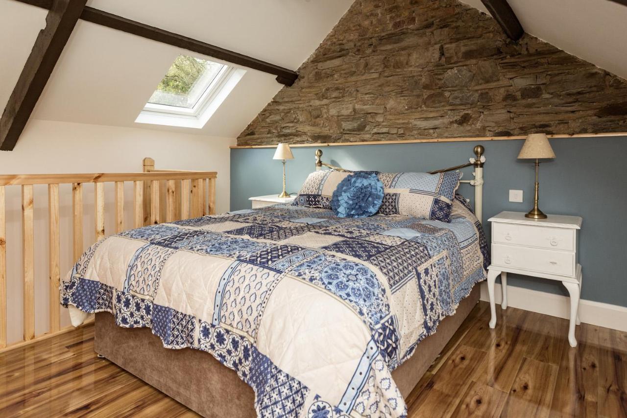 Ardnavaha House - Poolside Cottages Clonakilty Esterno foto