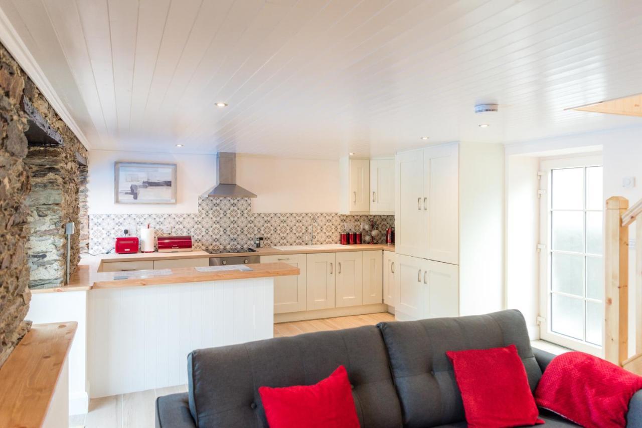 Ardnavaha House - Poolside Cottages Clonakilty Esterno foto