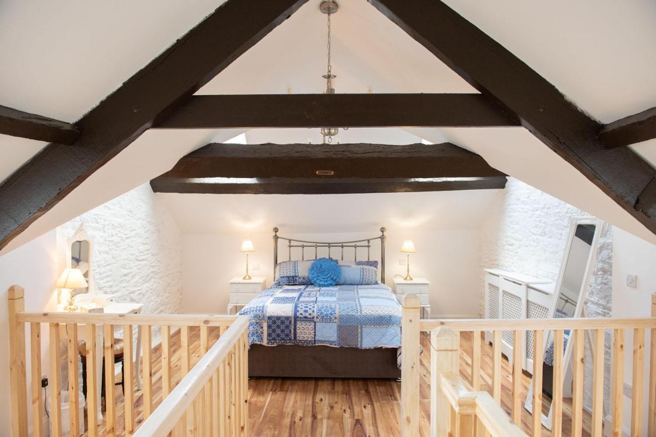 Ardnavaha House - Poolside Cottages Clonakilty Esterno foto