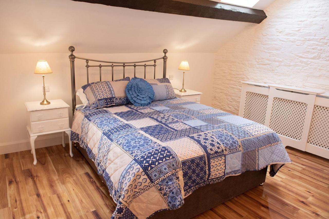 Ardnavaha House - Poolside Cottages Clonakilty Esterno foto