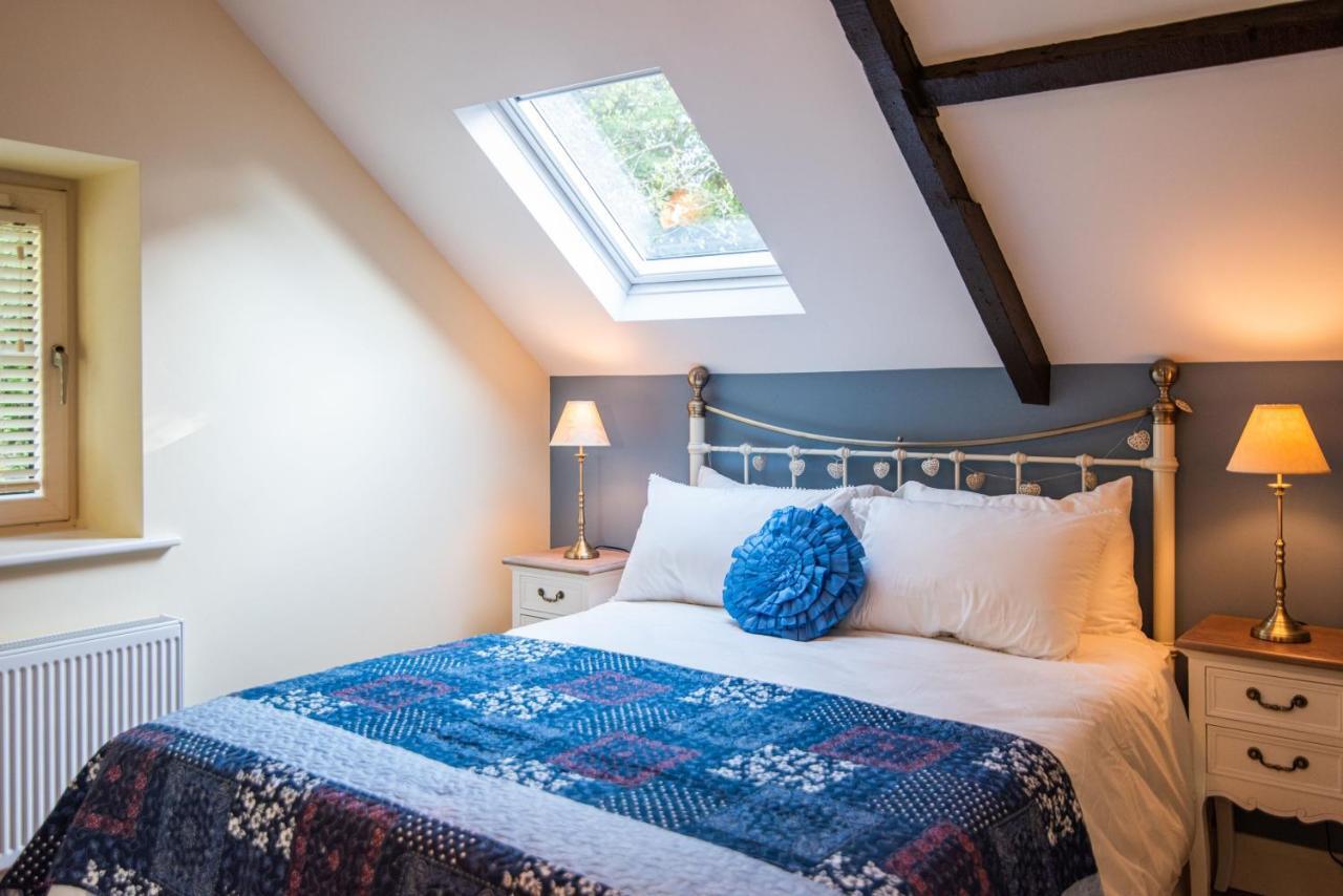 Ardnavaha House - Poolside Cottages Clonakilty Esterno foto