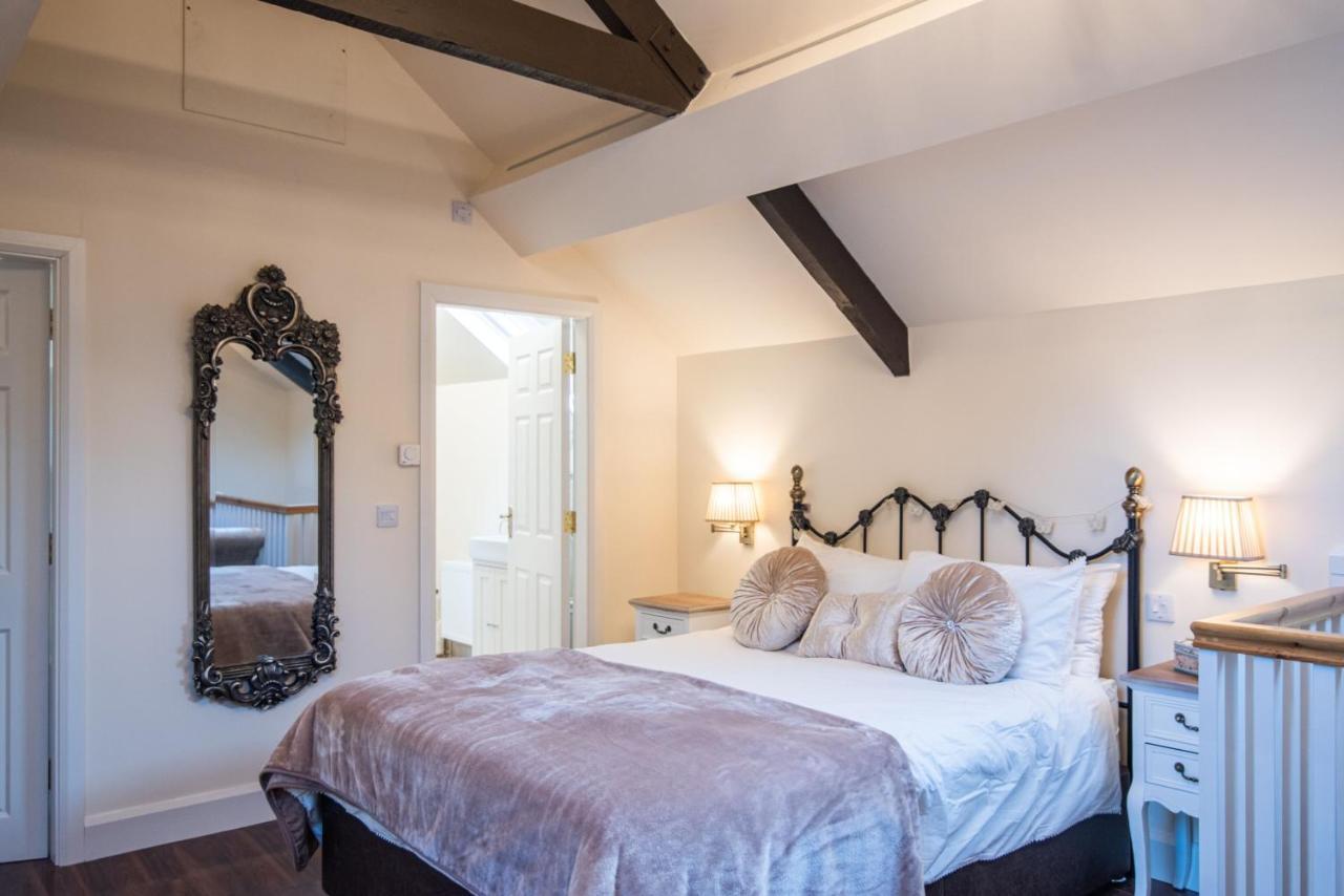 Ardnavaha House - Poolside Cottages Clonakilty Esterno foto