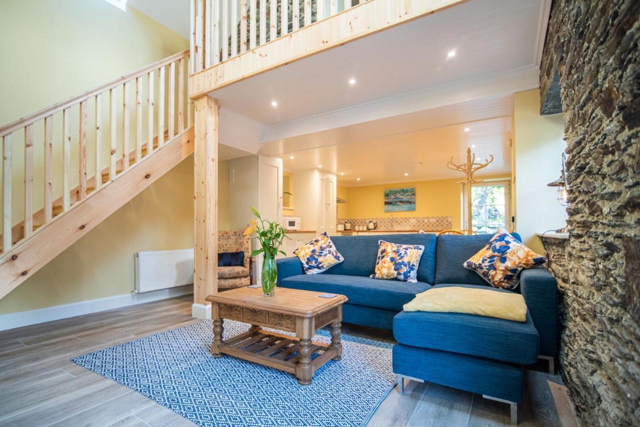 Ardnavaha House - Poolside Cottages Clonakilty Esterno foto