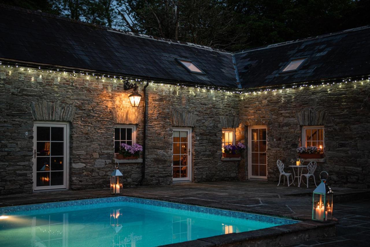 Ardnavaha House - Poolside Cottages Clonakilty Esterno foto
