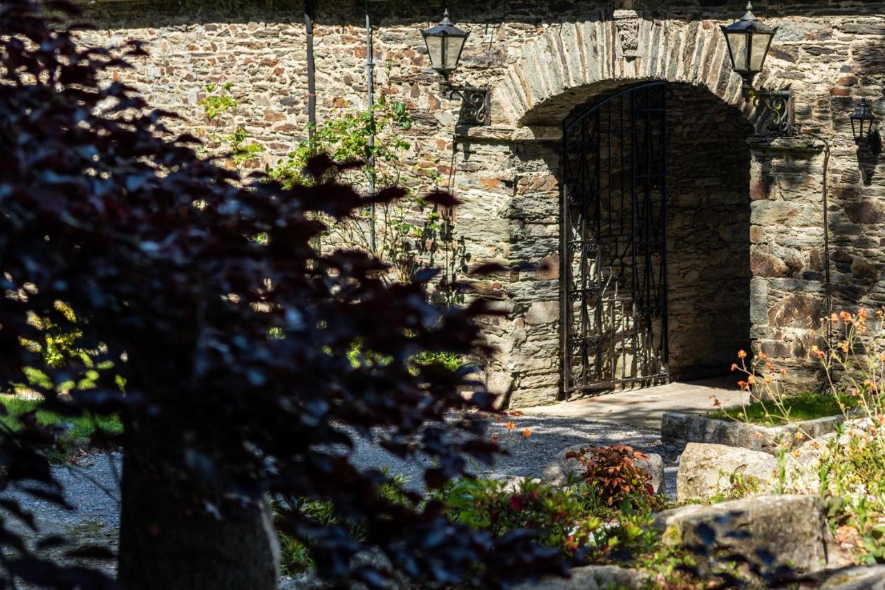 Ardnavaha House - Poolside Cottages Clonakilty Esterno foto